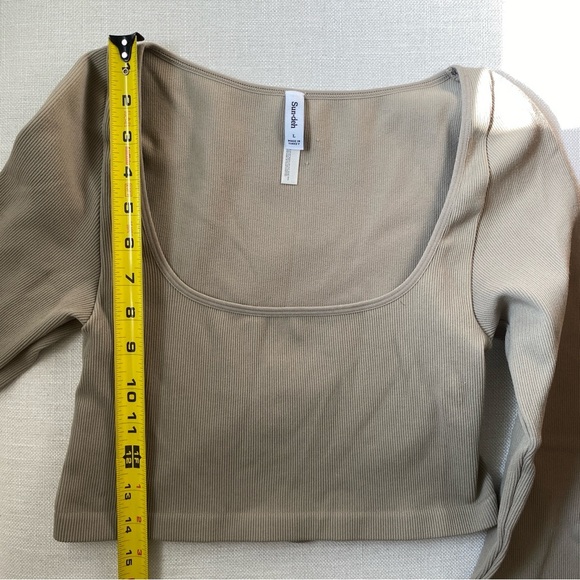 ARITZIA SUNDEH Sunday Best SinchSeamless rib ribcage tan long sleeve L - Picture 10 of 11